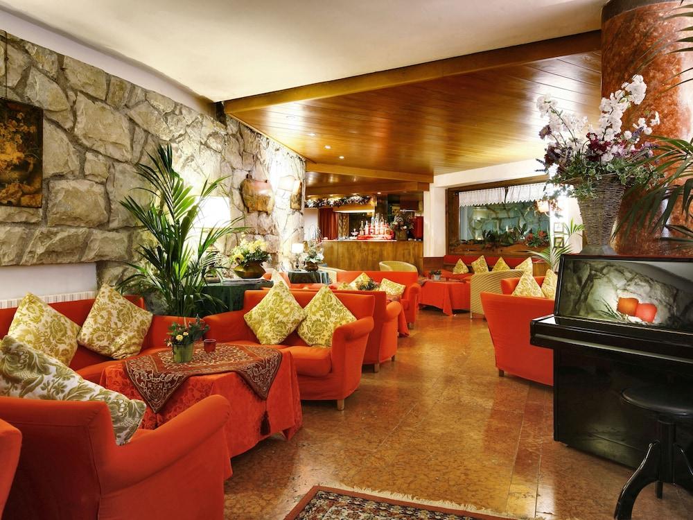 Mirage Hotel